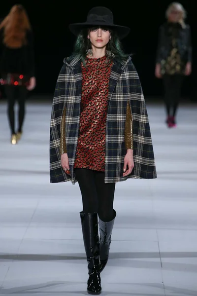 Look 9